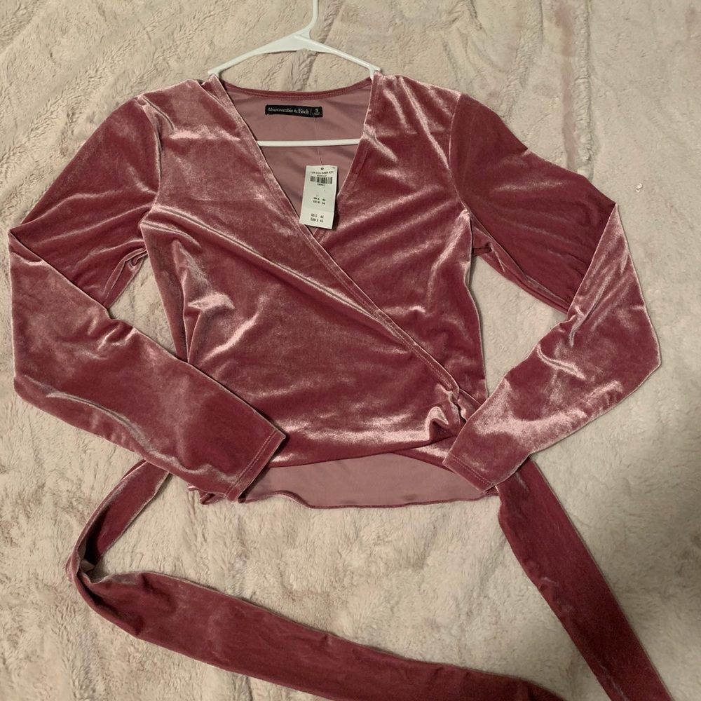 Abercrombie and Fitch Velvet wrap top